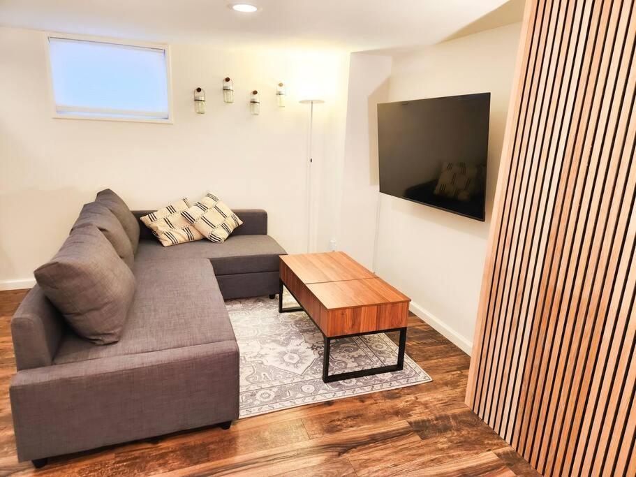 Apartment Charming Guest Near Denver Colorado